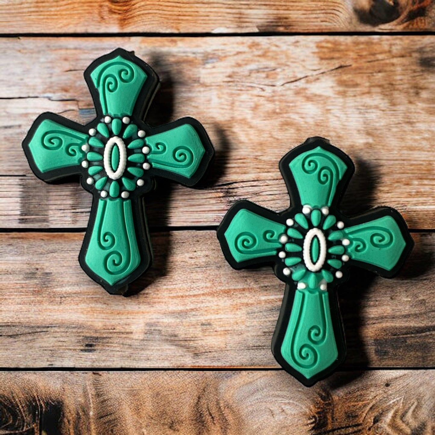 e580- “Aqua Cross" Silicone Focal Bead (1 Count)