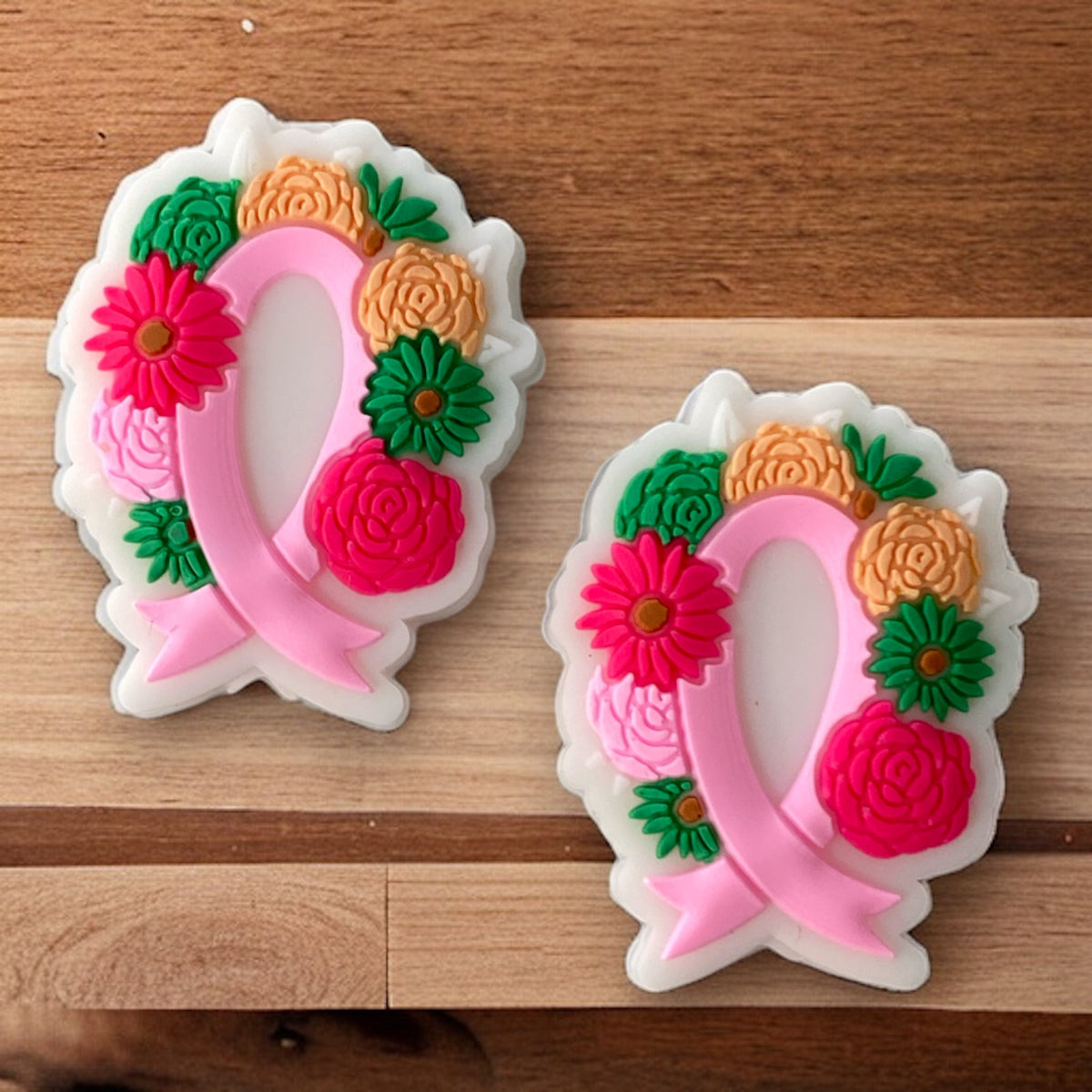 e676- "Breast Cancer Awareness Design" Focal (1 Count) Bead Silicone