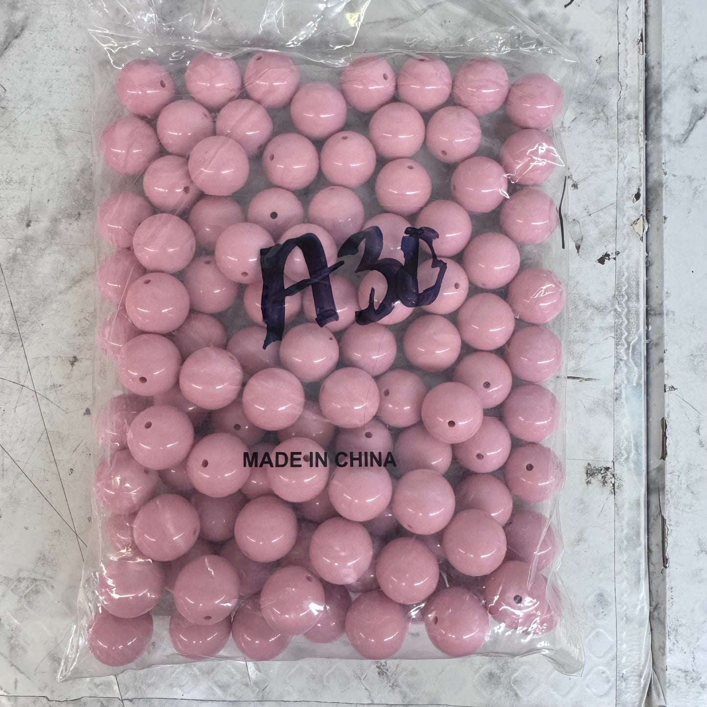 A30- 20mm Light Mauve Solid Beads 100 Count *WAREHOUSE SALE*
