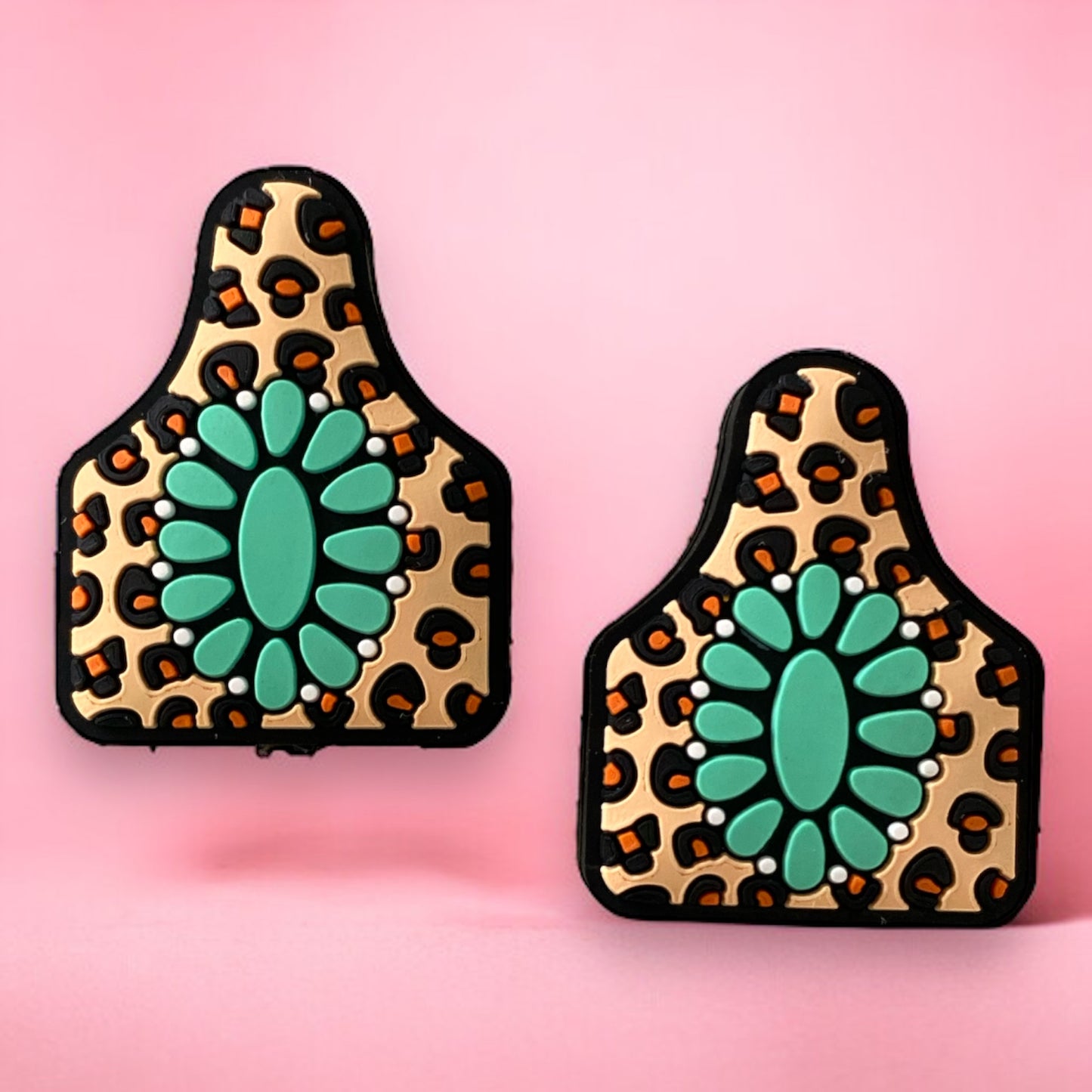 X397- "Cow Tag" Focal (1 Count) Bead Silicone