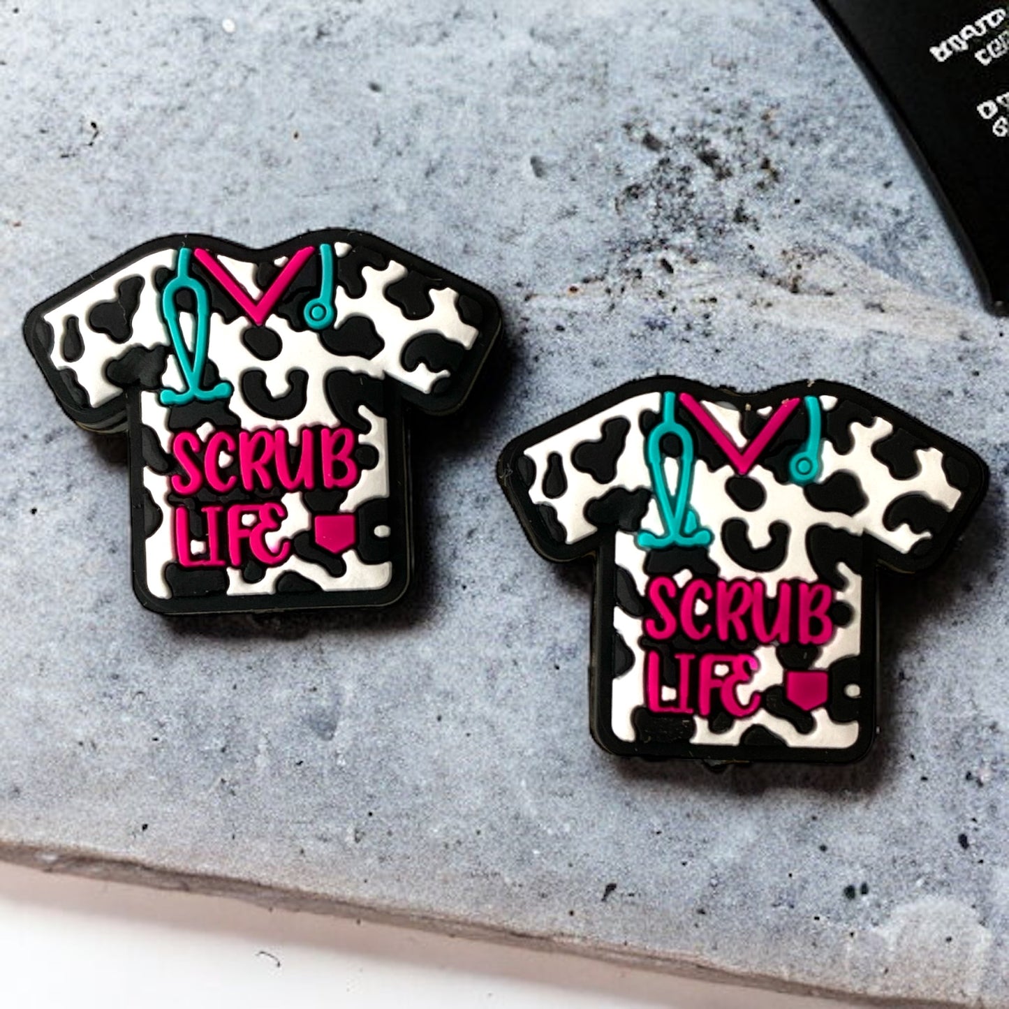 T141- “Scrub Life" Silicone Focal Bead (1 Count)