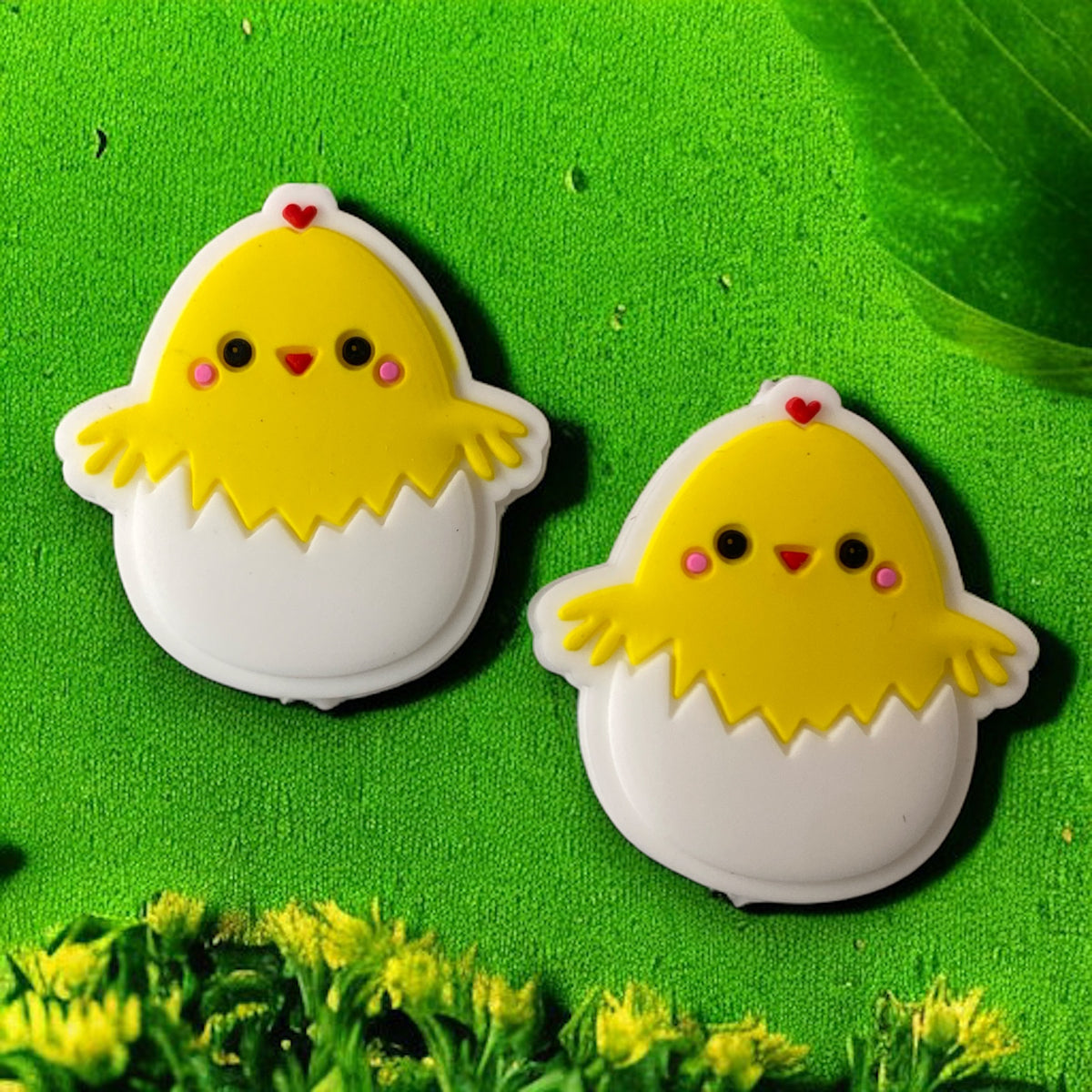 h855- “Easter Chick" Silicone Focal Bead (1 Count)