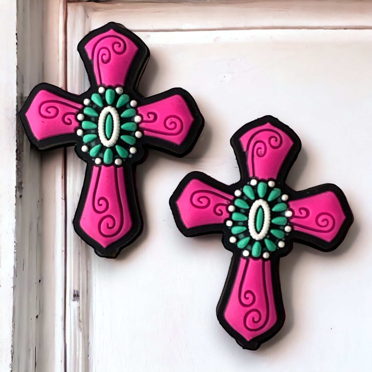 e582- “Pink Cross" Silicone Focal Bead (1 Count)