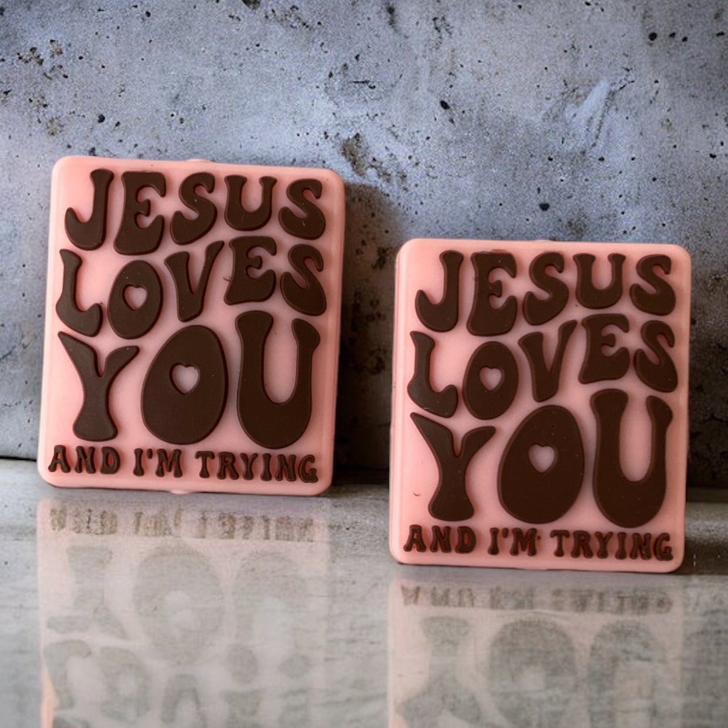 e543 - “Jesus Loves You And I'm Trying" Exclusive Focal Bead (1 Count)