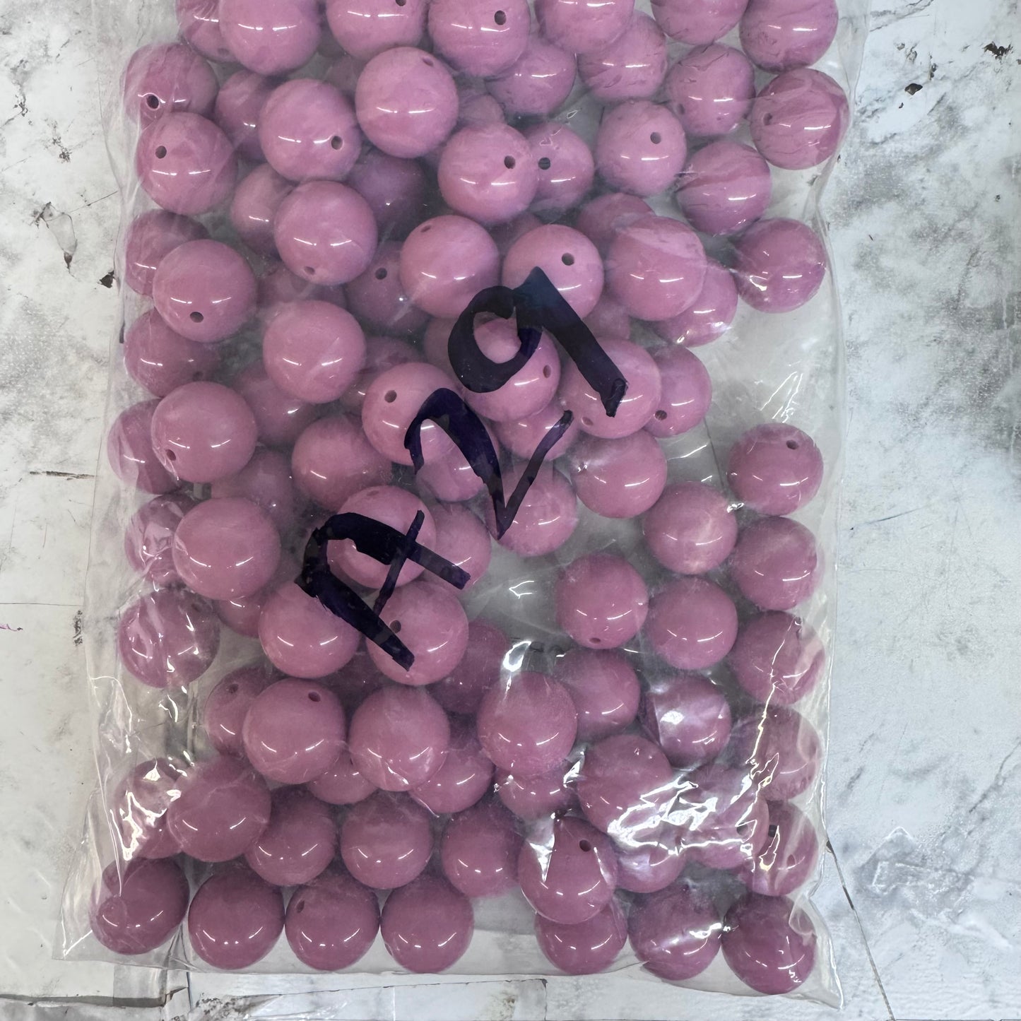 A29- 20mm Mauve Solid Beads 100 Count *WAREHOUSE SALE*