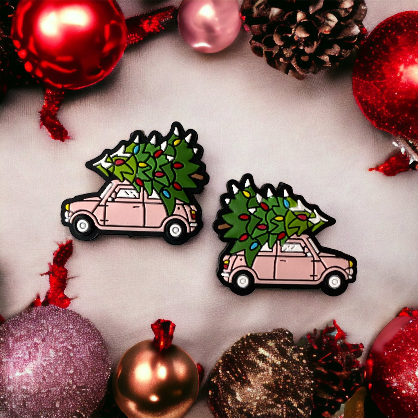 h850- “Pink Christmas” Silicone (1 Count) Focal Bead