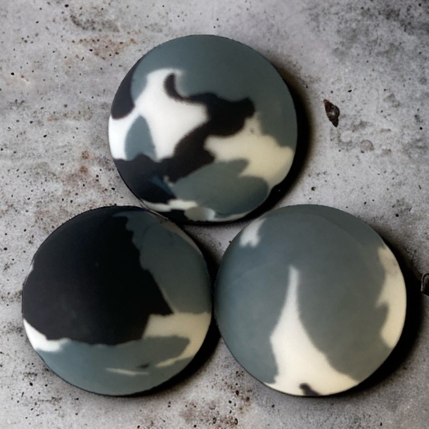 T76- 15mm "Steel Camo" Silicone Beads