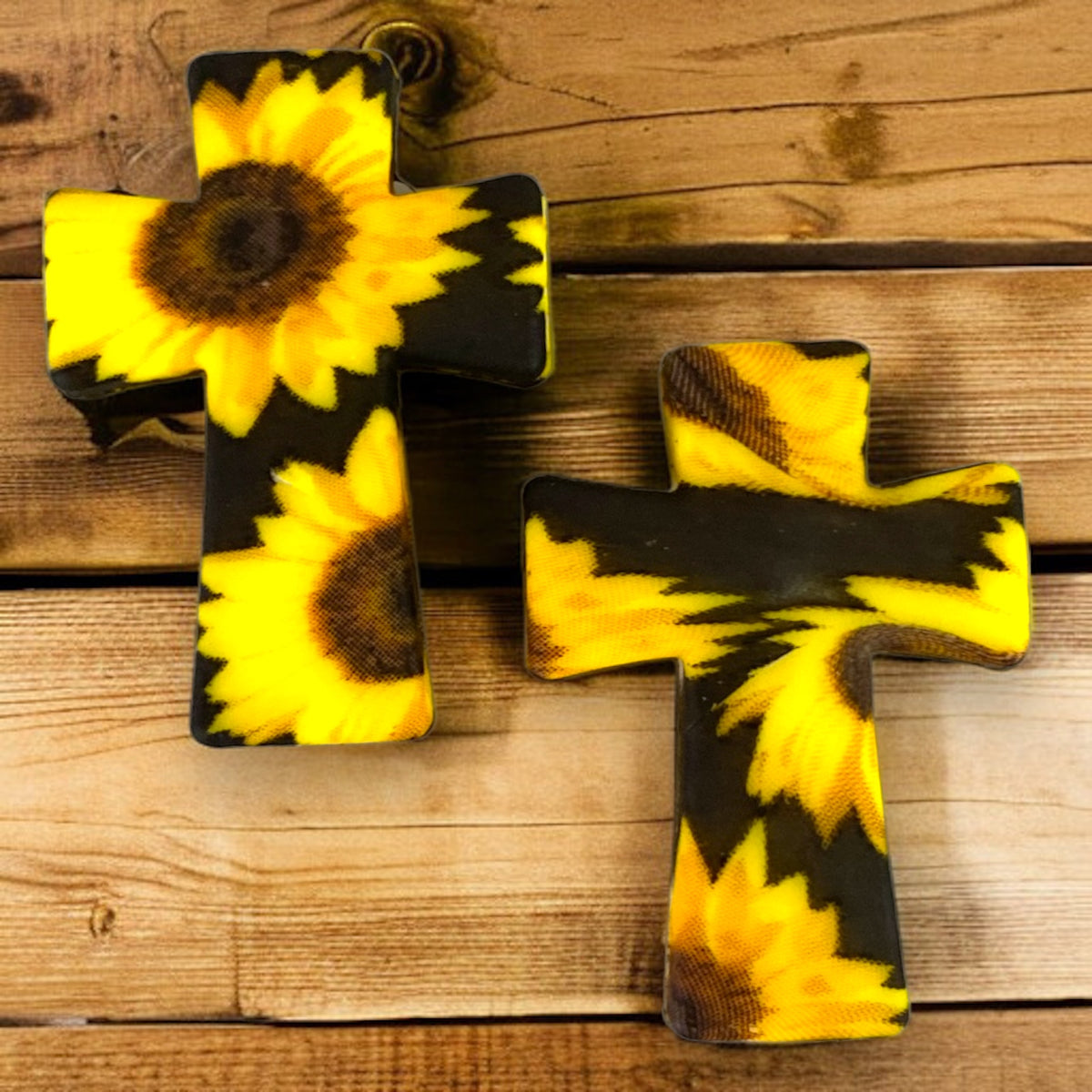 X122 - "Black Sunflower Cross" Silicone Focal Bead (1 Count)