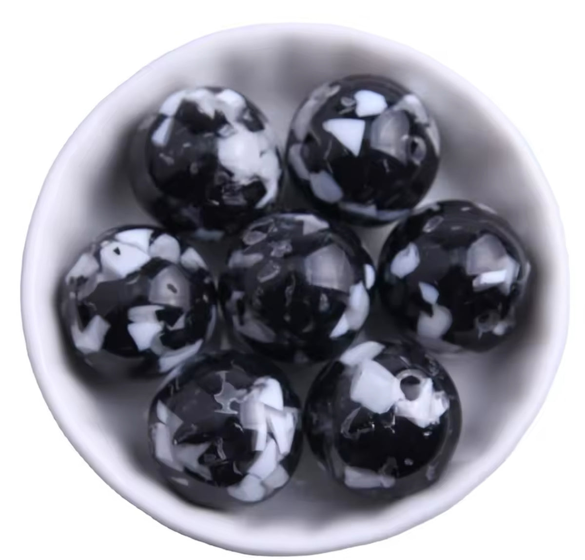 W580- 20mm Black & White Jelly Acrylic Beads (1 Count)