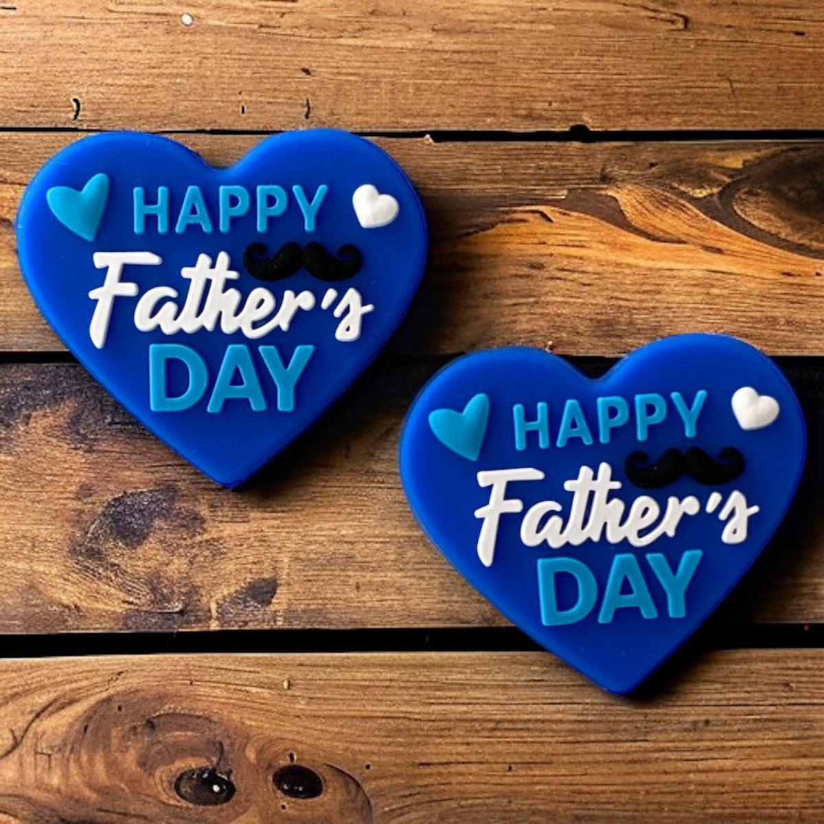 e669- “Happy Fathers Day- Heart" Focal (1 Count) Bead Silicone
