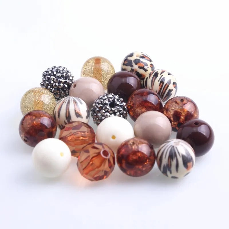 20-M82-20mm "Brown & Cream" (50 Count) Acrylic Bead Pack