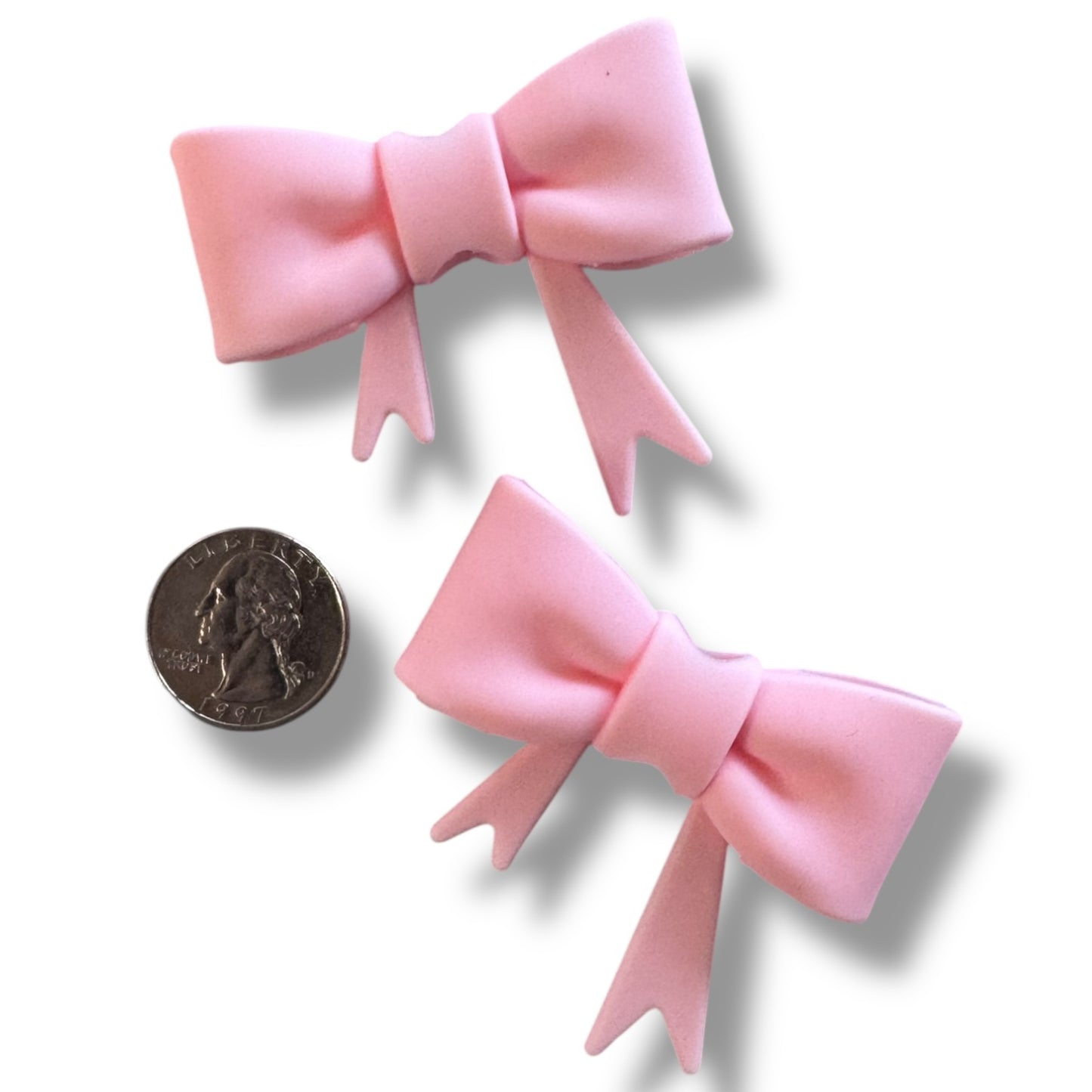X114- "Light Pink Bow" Silicone Focal / Straw Topper (Large) (1 Count)