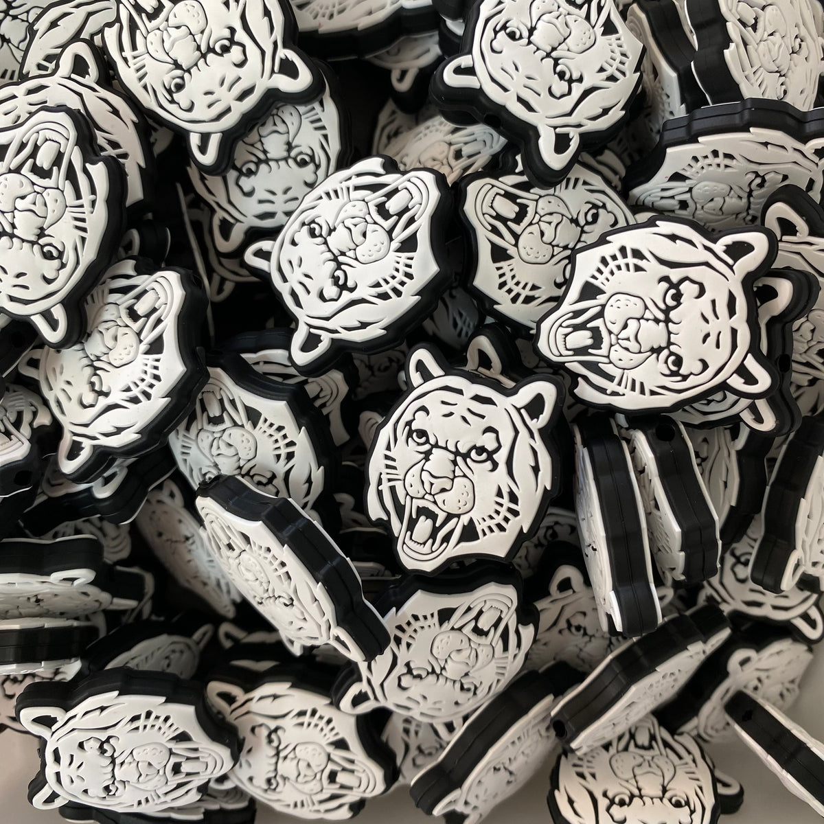 T431 - “Mascot" Silicone Focal Bead (1 Count)