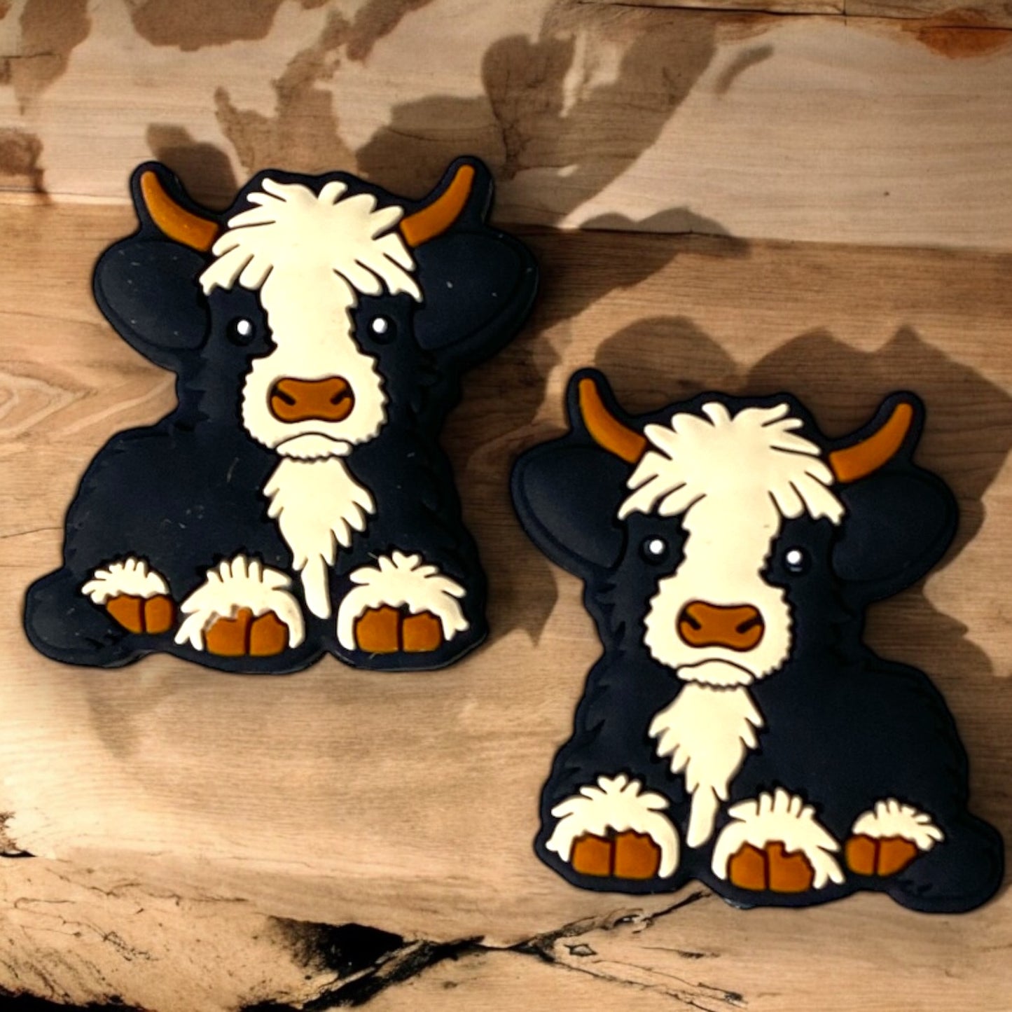 T126- "Light Beige Shaggy Cow” Silicone Focal Bead (1 Count)