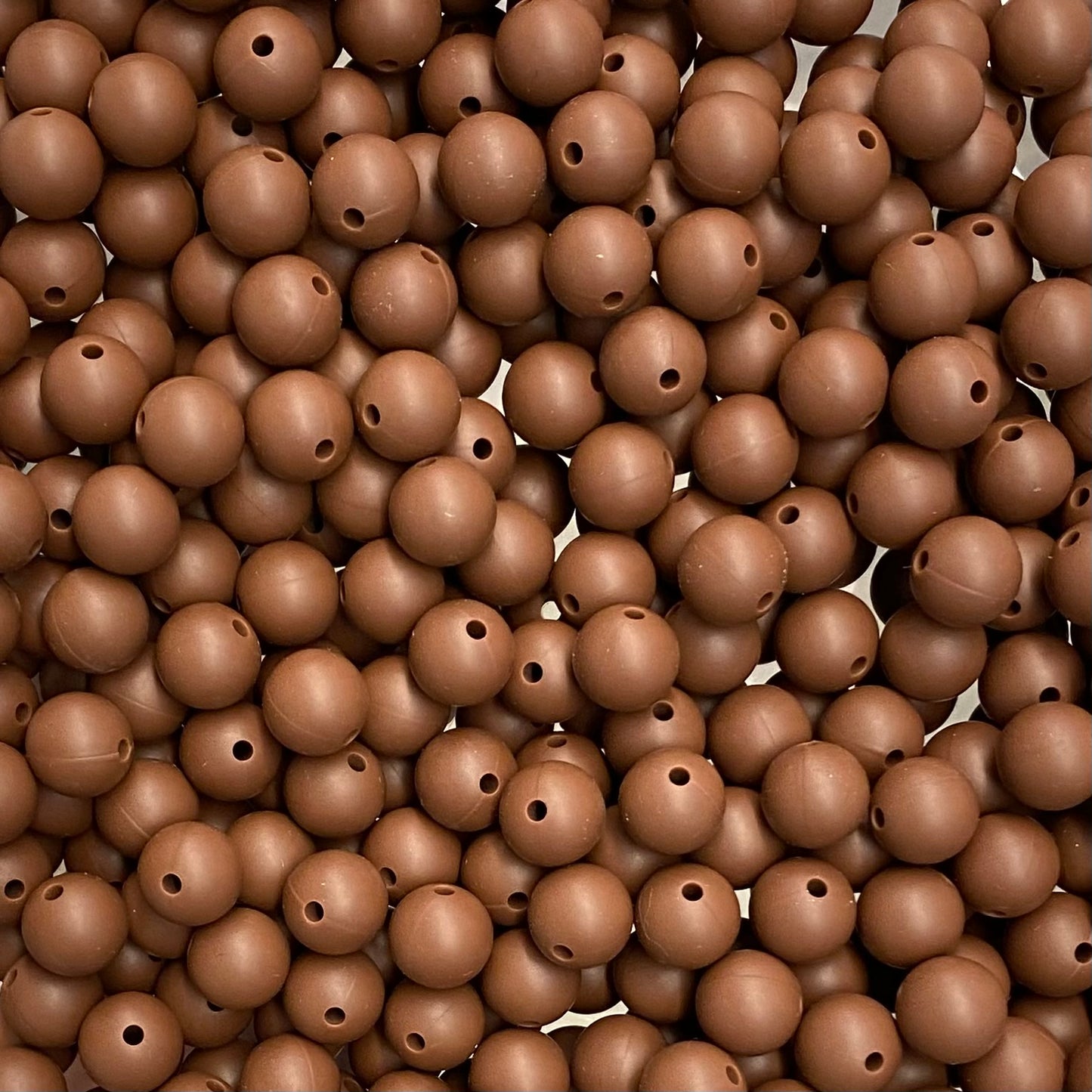 a 18 / 15mm - Milk Chocolate Silicone Bead