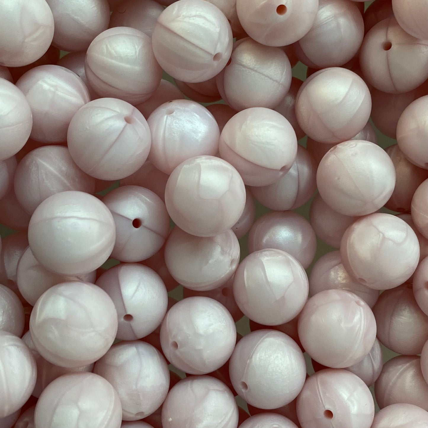 a 36 / 15mm - Pearl Pink Silicone Bead