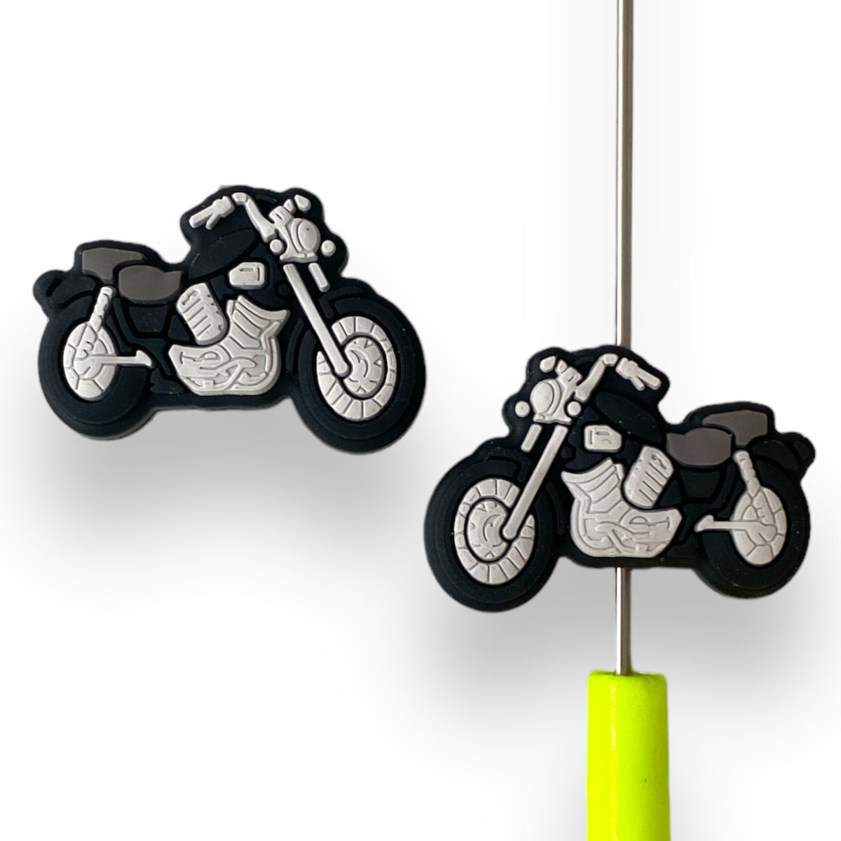 h1041 - "Gray Motorcycle" Focal Bead Silicone (1 Count)