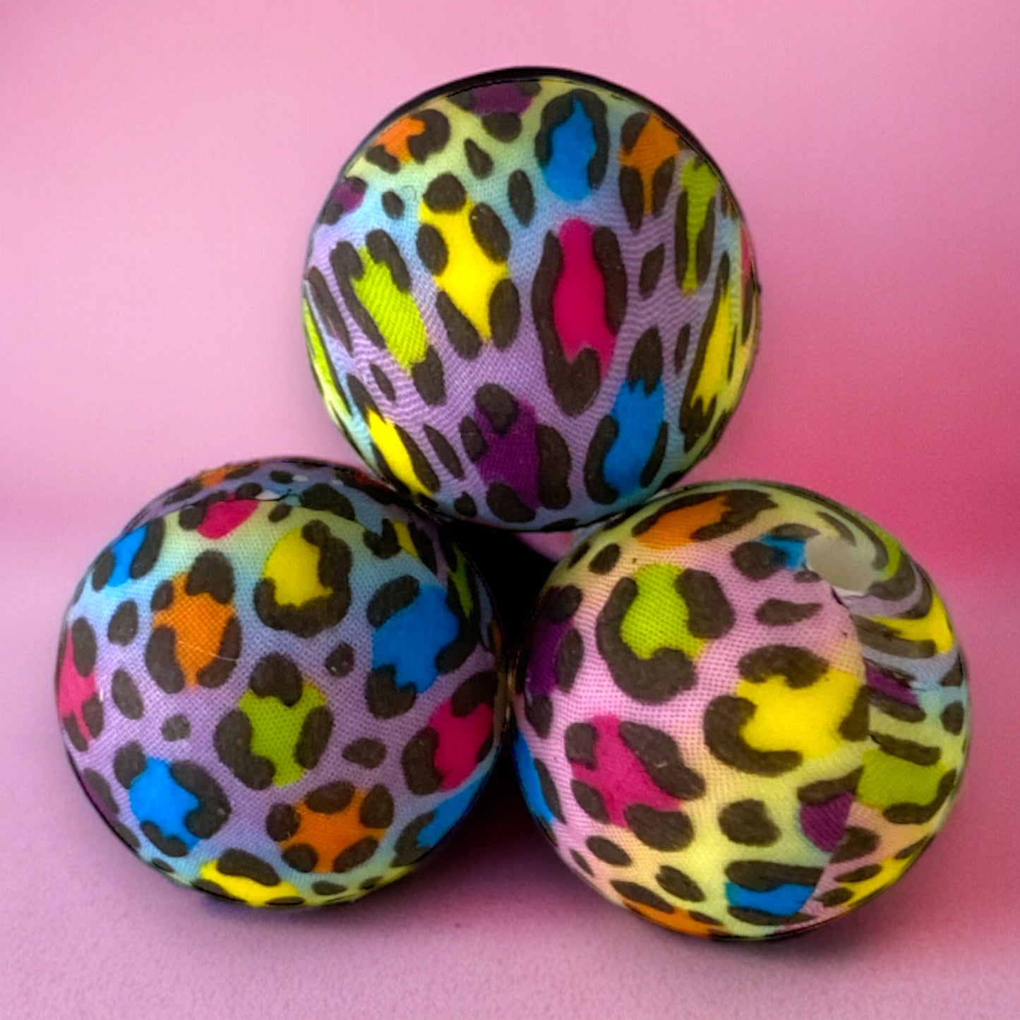 T70- 15mm “New Full Color Leopard” Pattern Silicone Beads