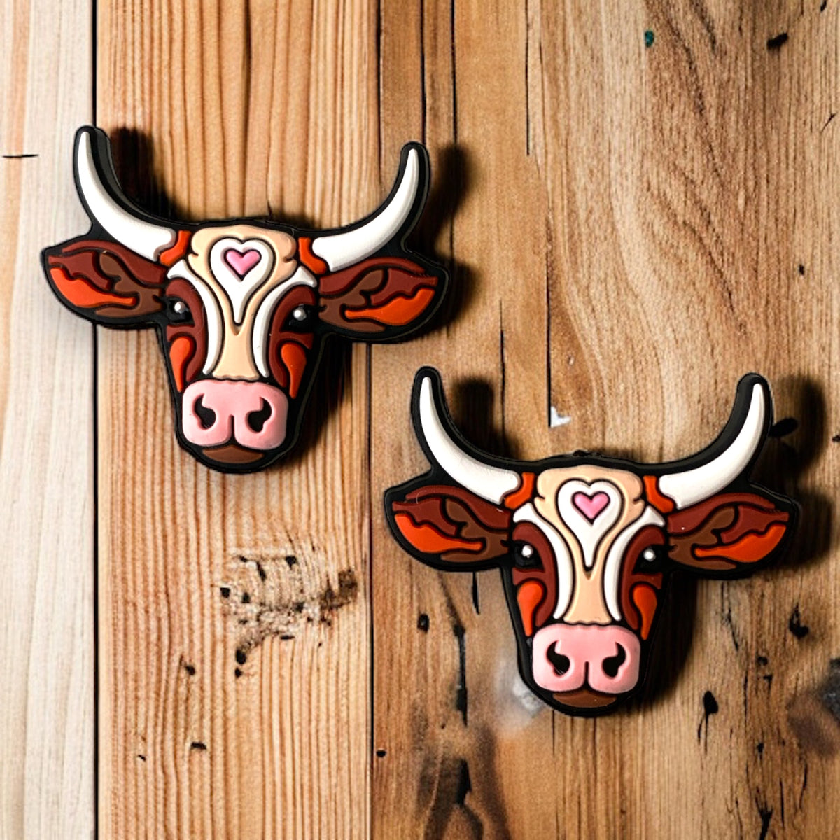 X441 - “Brown Longhorn” Silicone Focal (1 Count) Bead