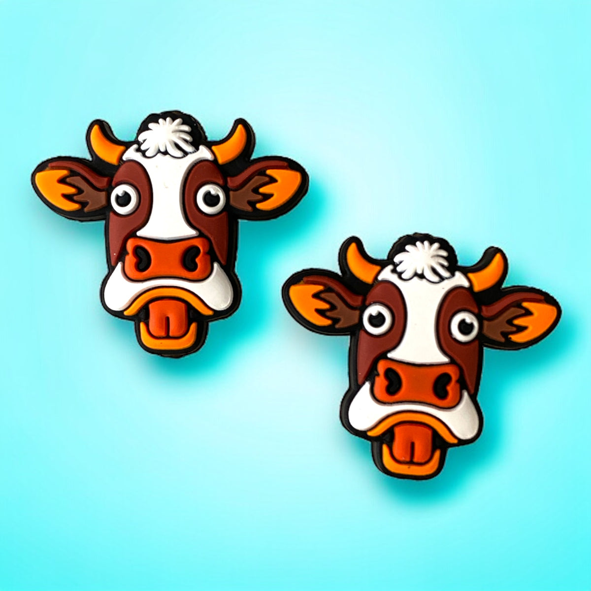 X442 - “Silly Cow” Silicone Focal (1 Count) Bead