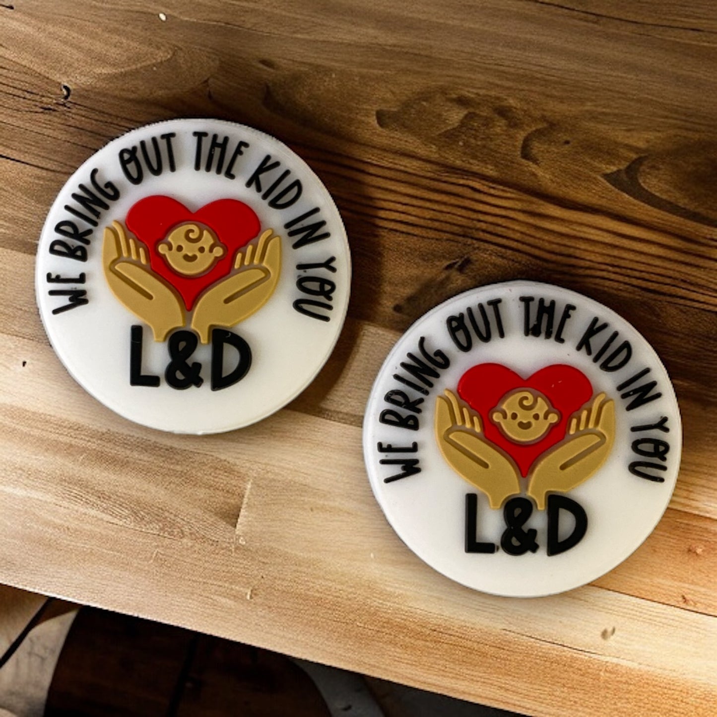 T120 - "Labor & Delivery - We Bring Out The Kid In You" Silicone Focal Bead (1 Count)