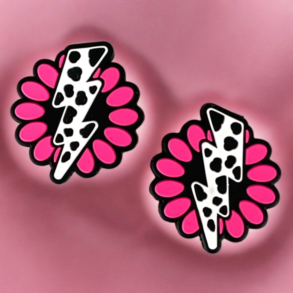 X418 - "Pink Bolt" Silicone Focal Bead (1 Count)