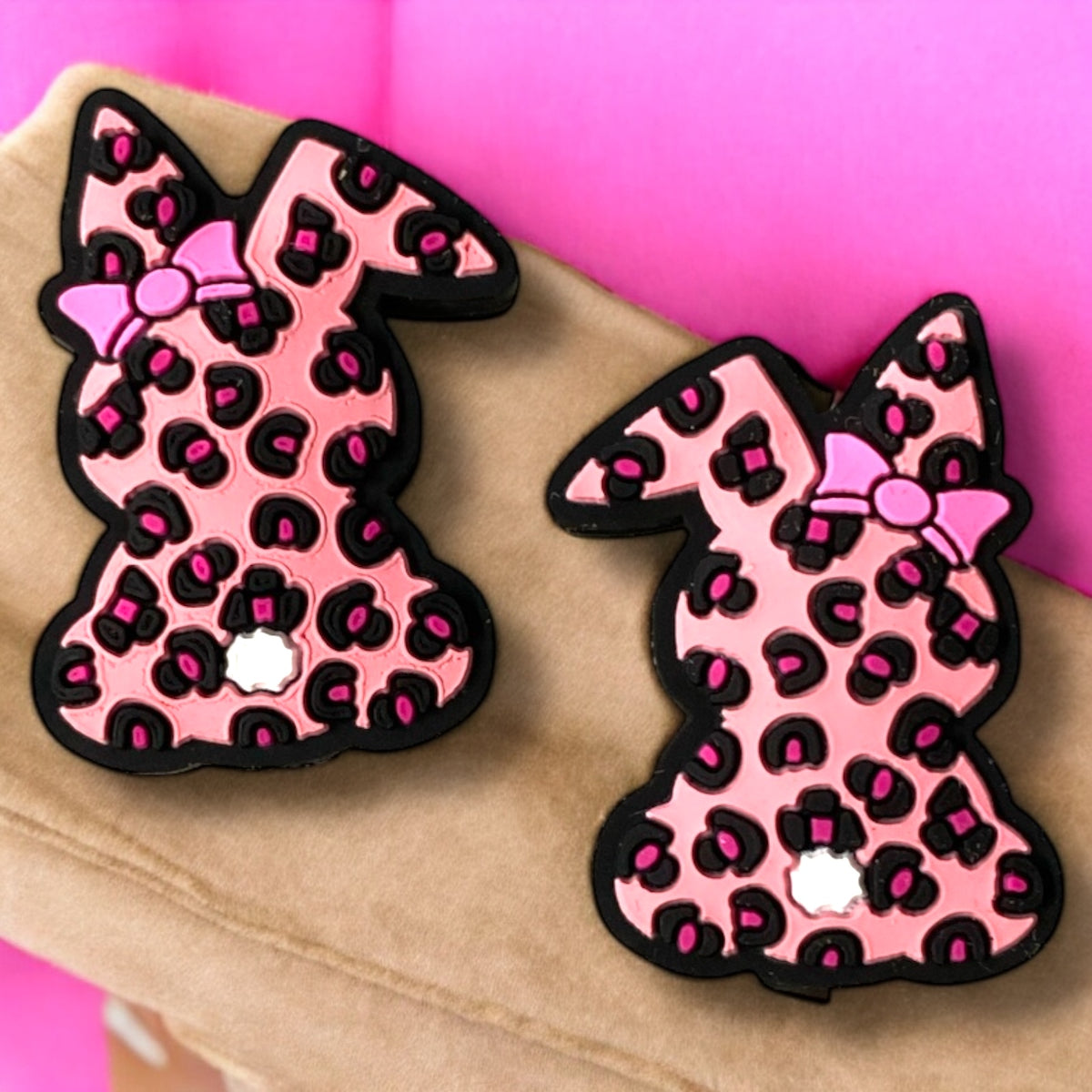 X77- "Pink Bunny" Silicone Focal Bead (1 Count)