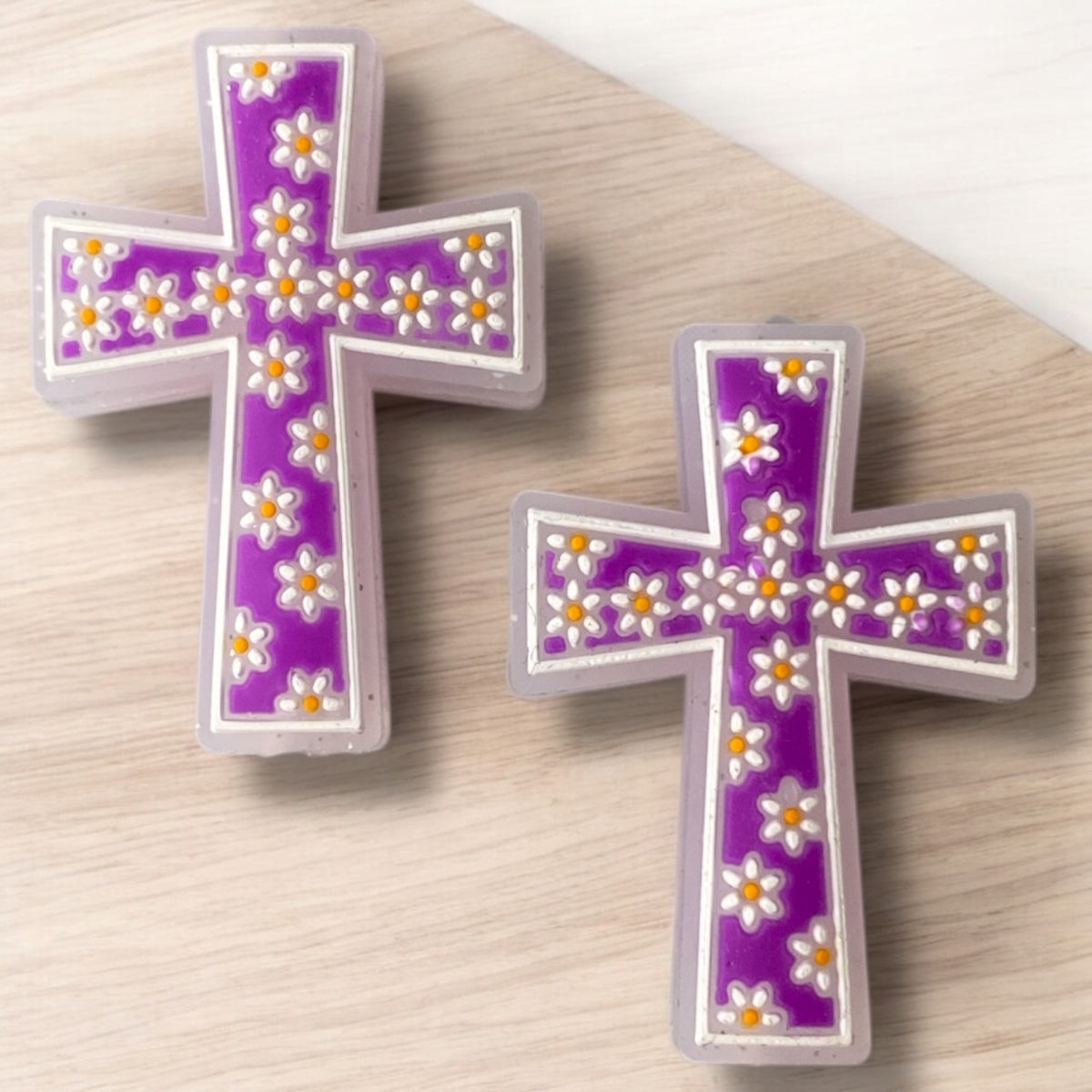 X55- "Purple Cross" Silicone Focal Bead (1 Count)