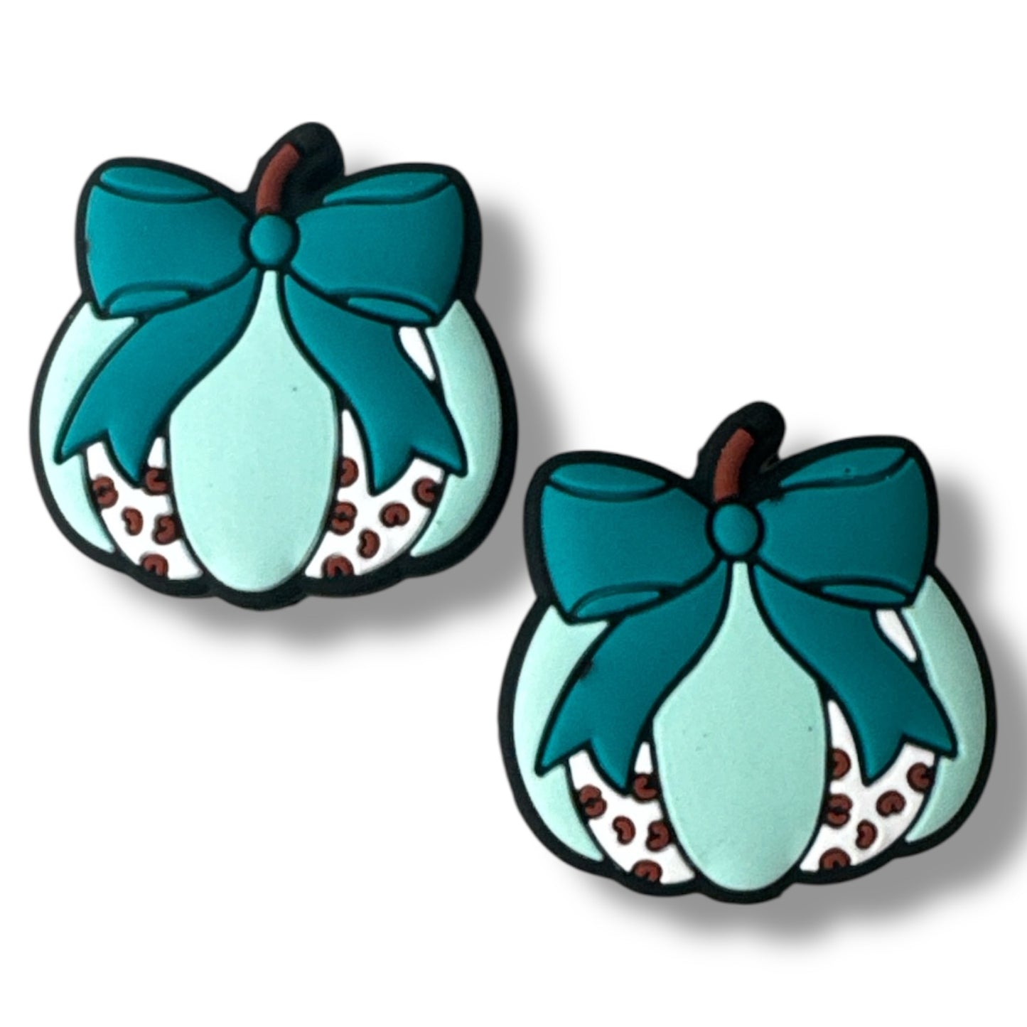 h852 - "Teal Cow Bow Pumpkin" Silicone Focal Bead