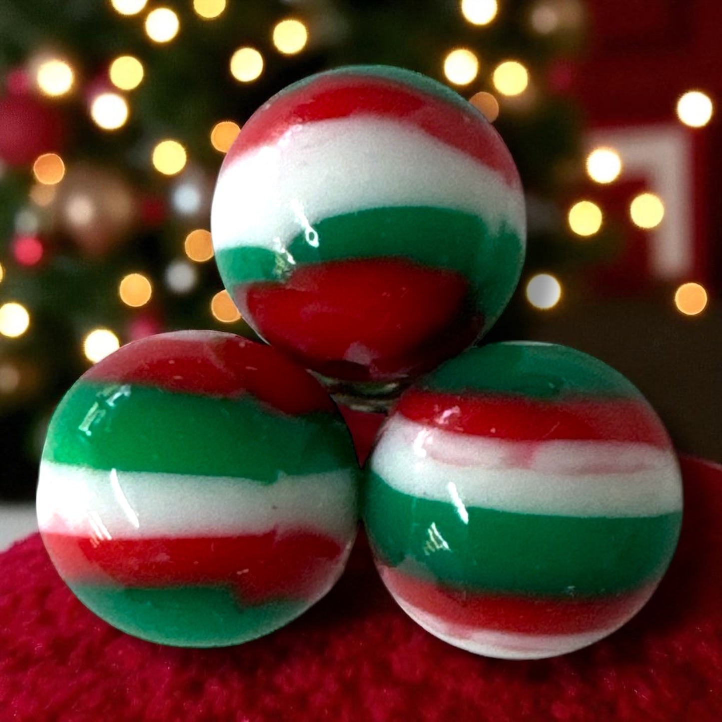 #733- “Christmas Gloss Tye-Dye” Silicone Beads