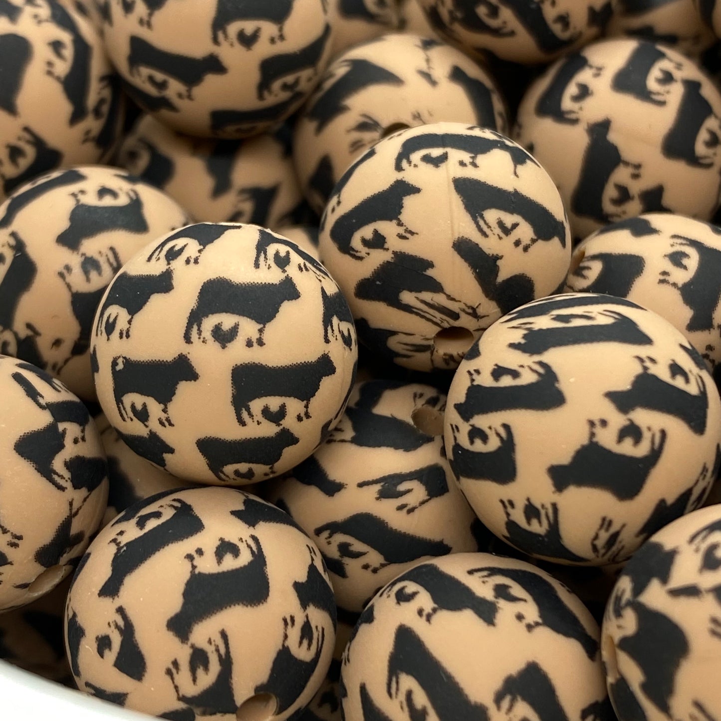 A-6032- “15mm Farm Animals” Silicone Beads
