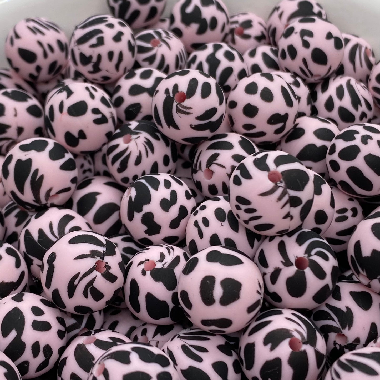 A-6030- 15mm “Strawberry Moo” Silicone Beads