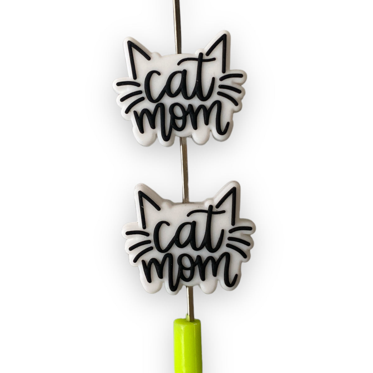 X284 - “Cat Mom” Silicone (1 Count) Focal Bead