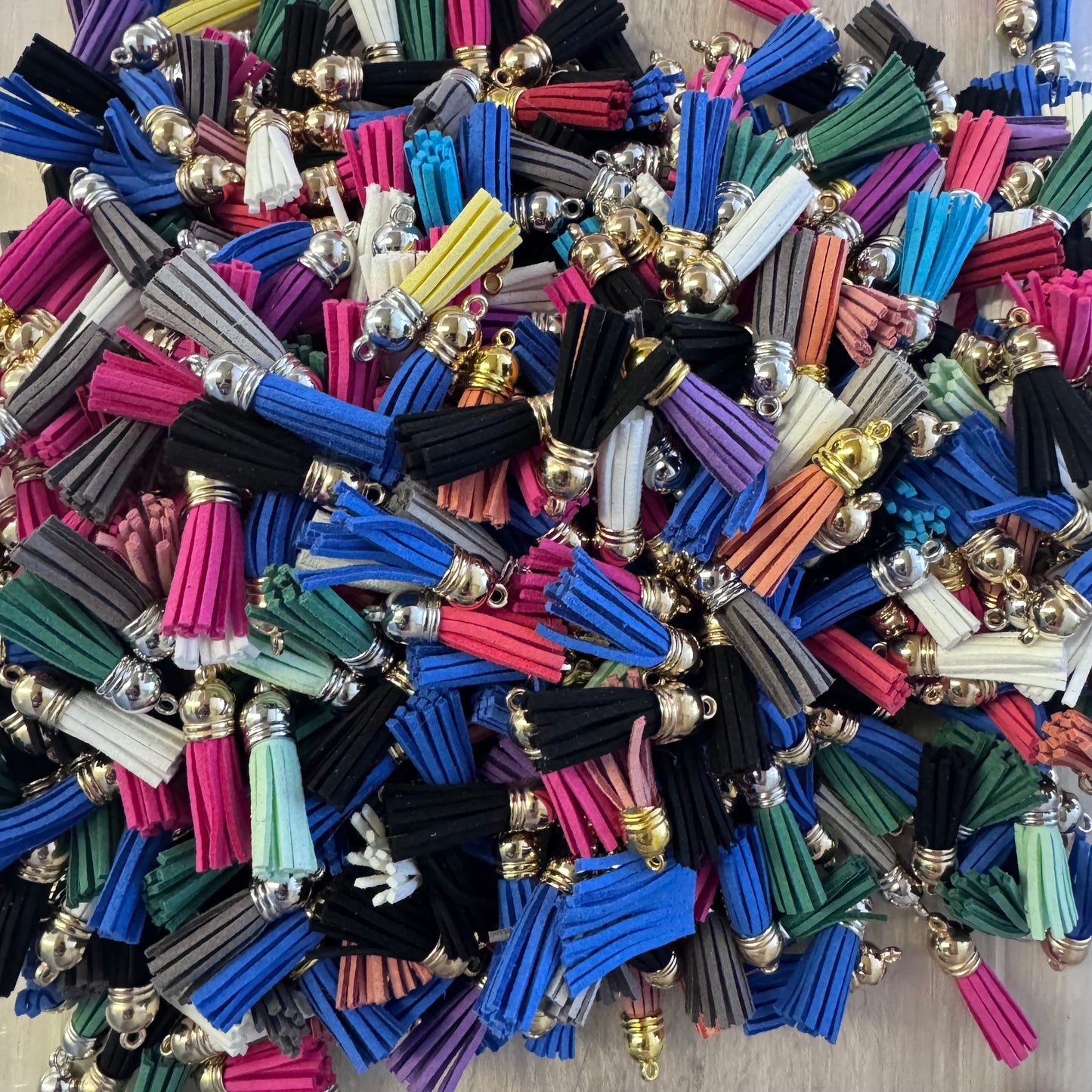 1" Tassels (100s) (Random Mix)