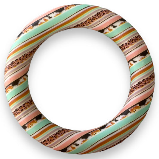 Q-A737 - 65mm Cheetah Serape Silicone Ring