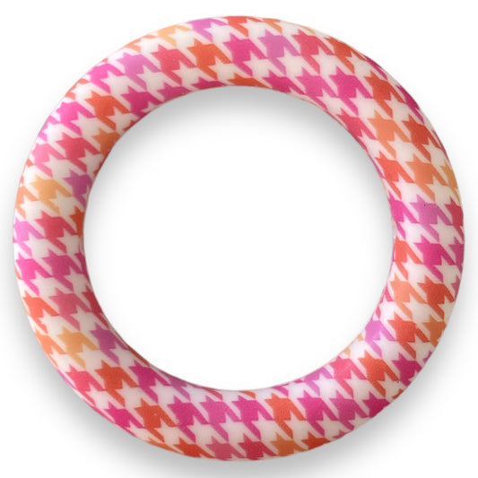 Q-A743  - 65mm Pink & Orange Houndstooth Silicone Ring