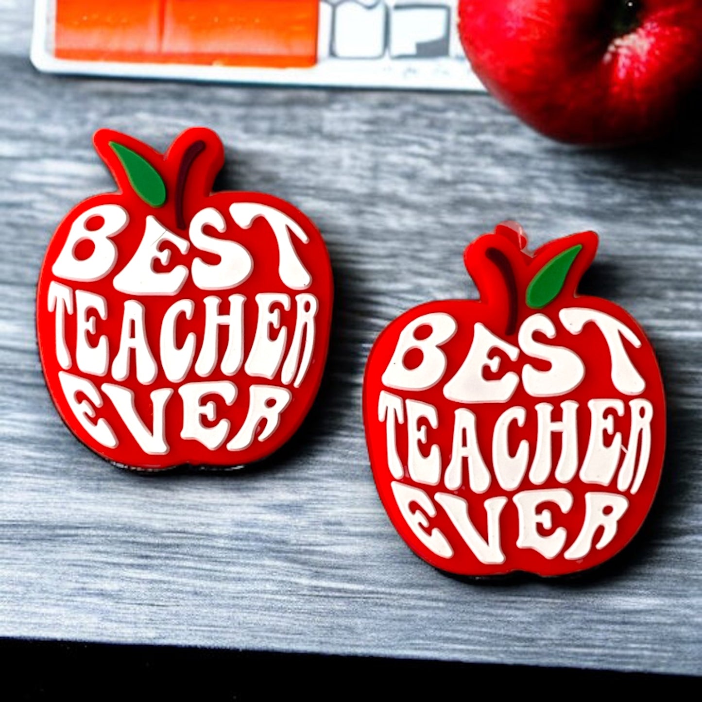 X344 -  “Best Teacher Ever" Silicone (1 Count) Focal Bead