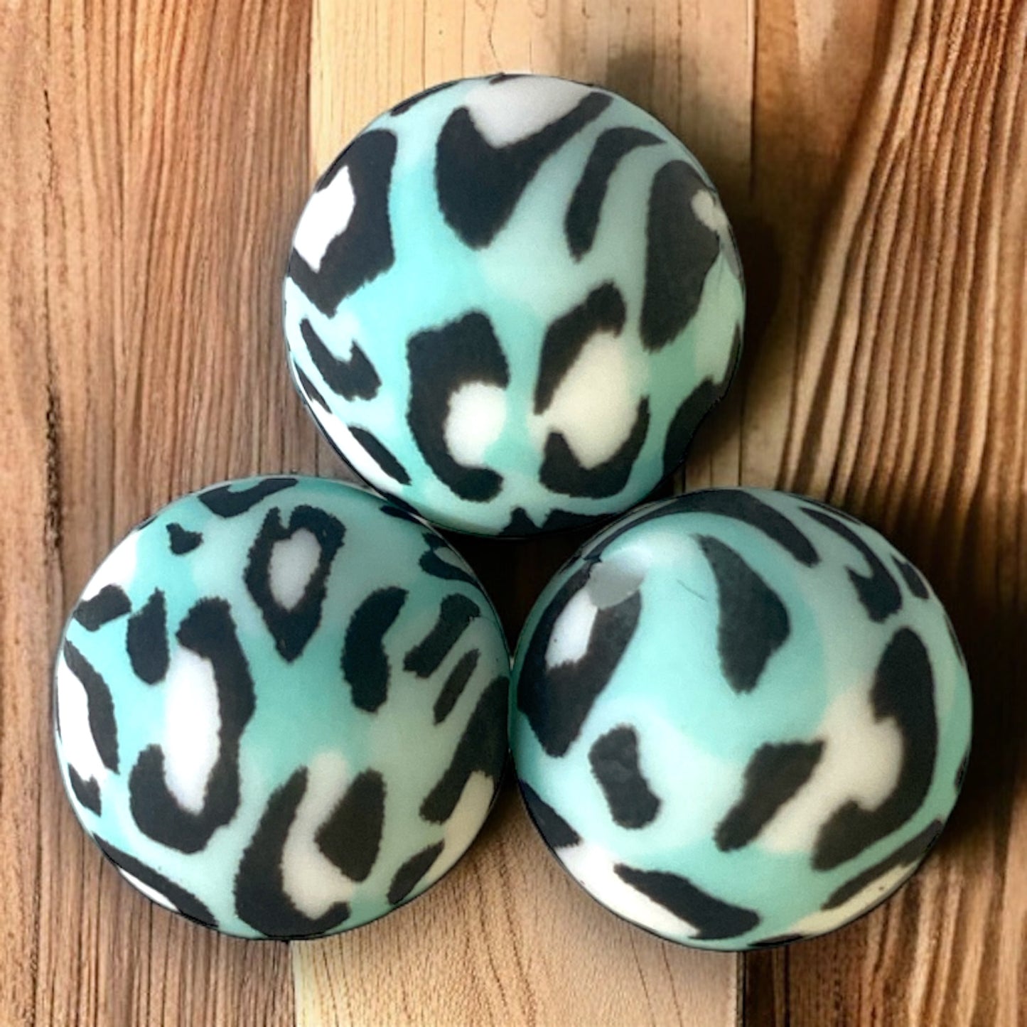 A54 - 15mm "Aqua Leopard Print" (10 Count) Silicone Beads, Craft Supplies