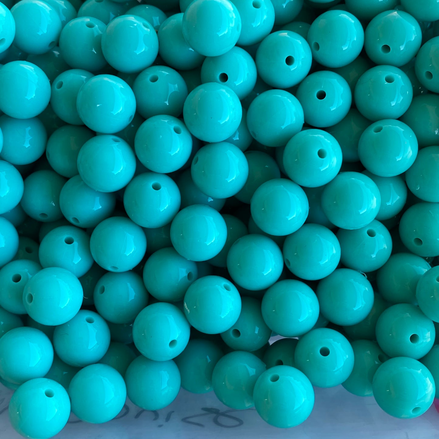 T336 - 15mm Aqua Gloss Silicone Beads