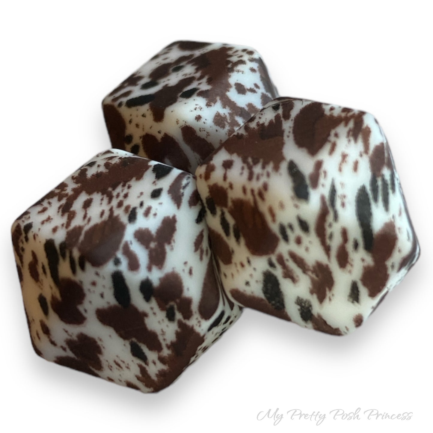 #758 - 14mm "Cowhide" Hexagon Silicone Beads