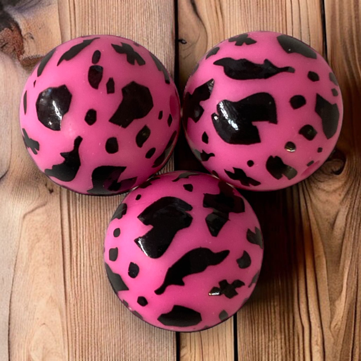 T69-  15mm "Pink & Black Cow Print" Silicone Bead