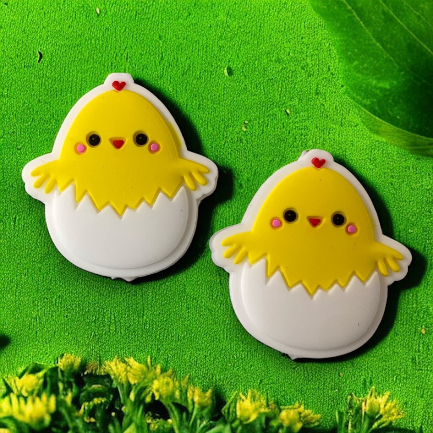 h855-  “Easter Chick" Silicone Focal Bead (1 Count)