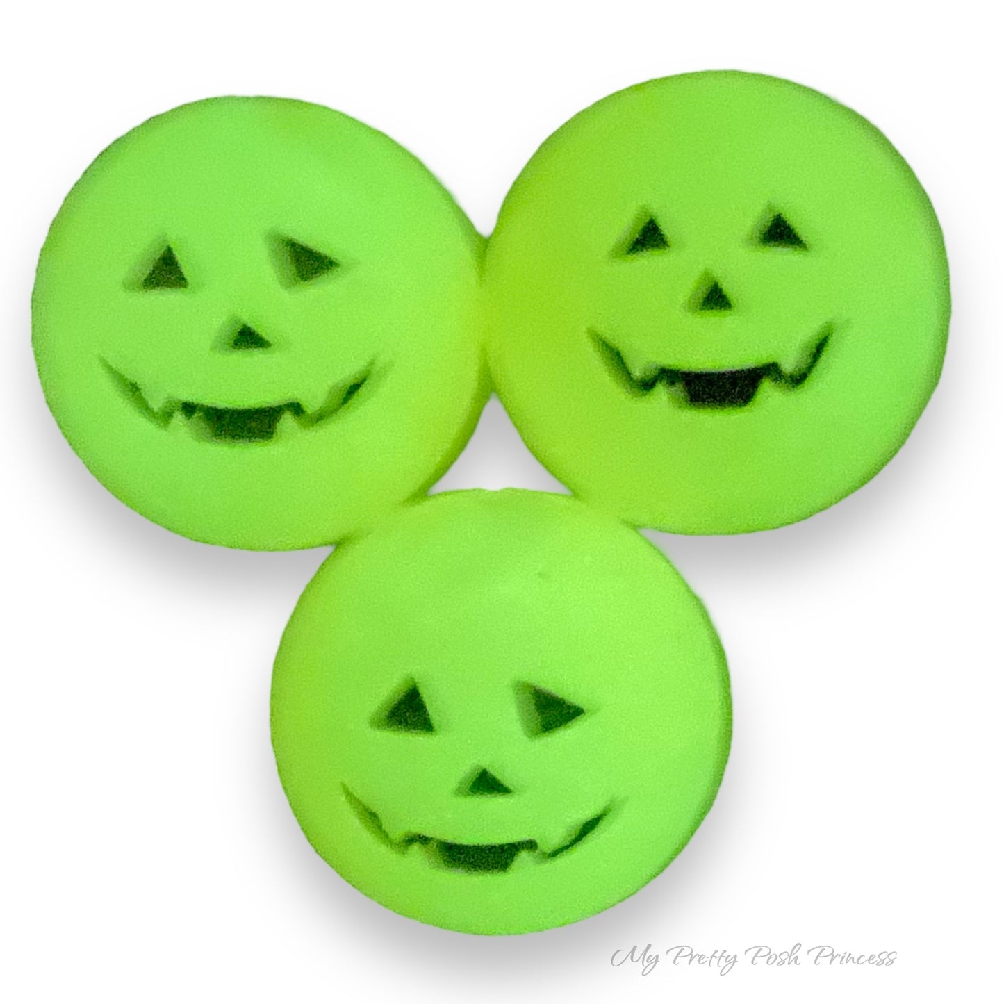 A-6040- GLOW- “15mm Jack O Lantern” Custom Silicone Beads