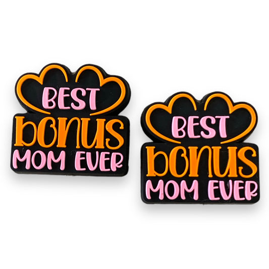 e678 -  “Bonus Mom" Silicone Focal Bead (1 Count)