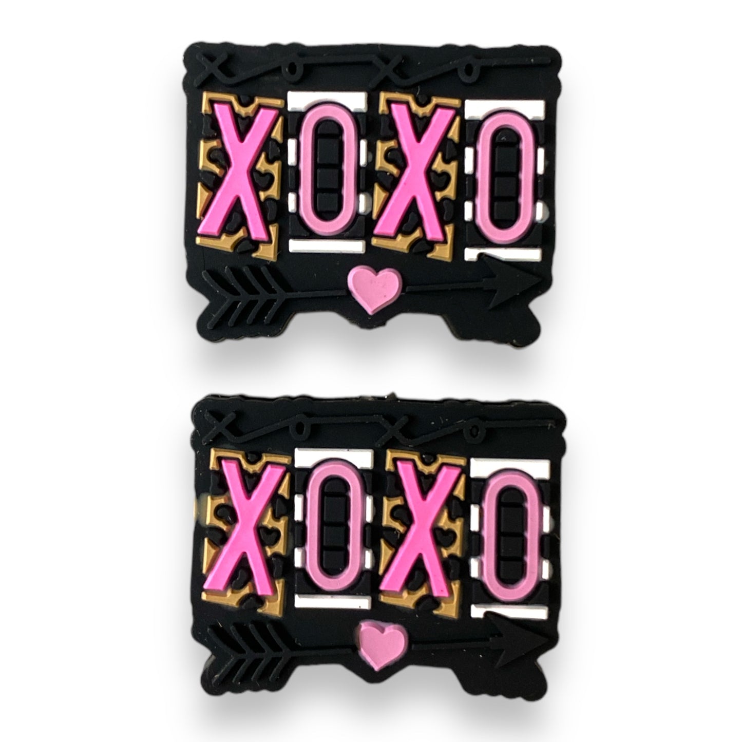 h898 - "XOXO" Silicone (1 Count) Focal Bead