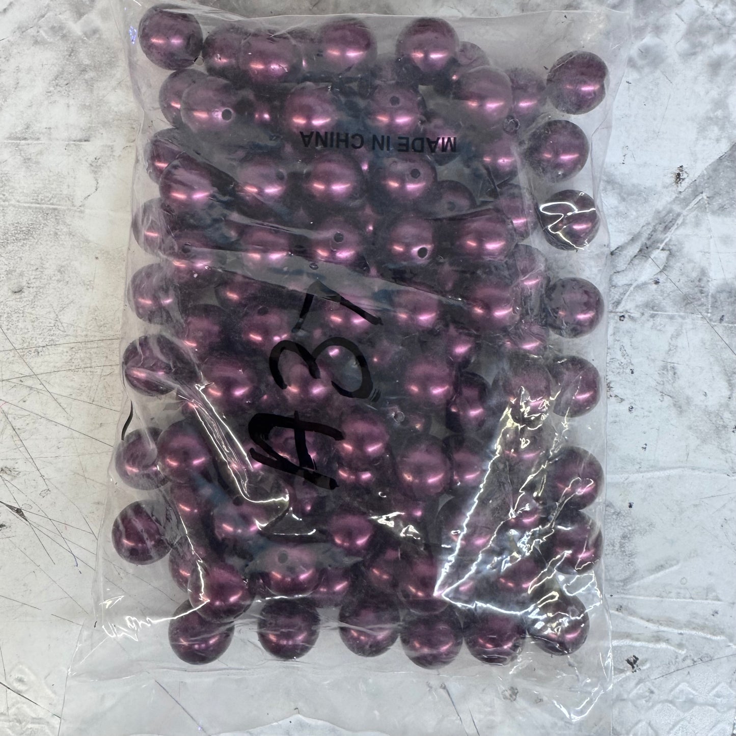 A37- 20mm Maroon Pearl Acrylic Beads 100 Count  *WAREHOUSE SALE*