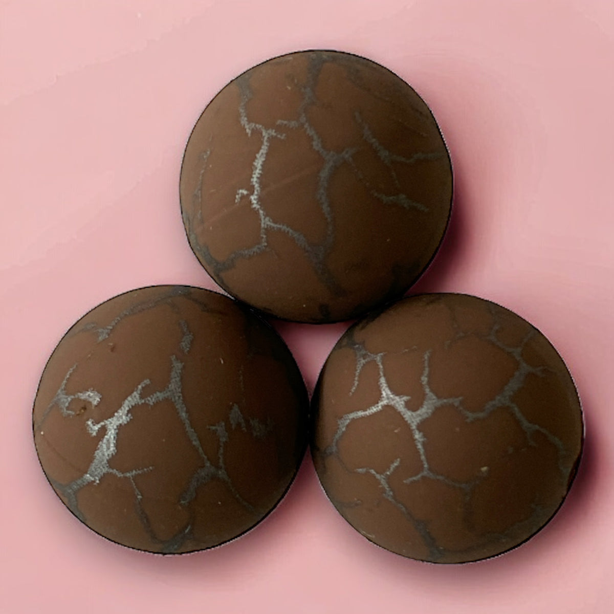 T18- 15mm “Brown - Western Design” Pattern Silicone Beads