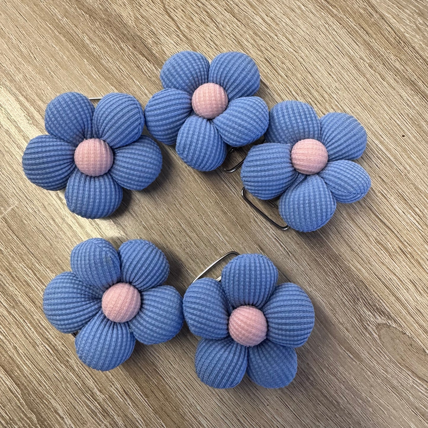 FX-9062- Blue Flower Clip (5 Count)