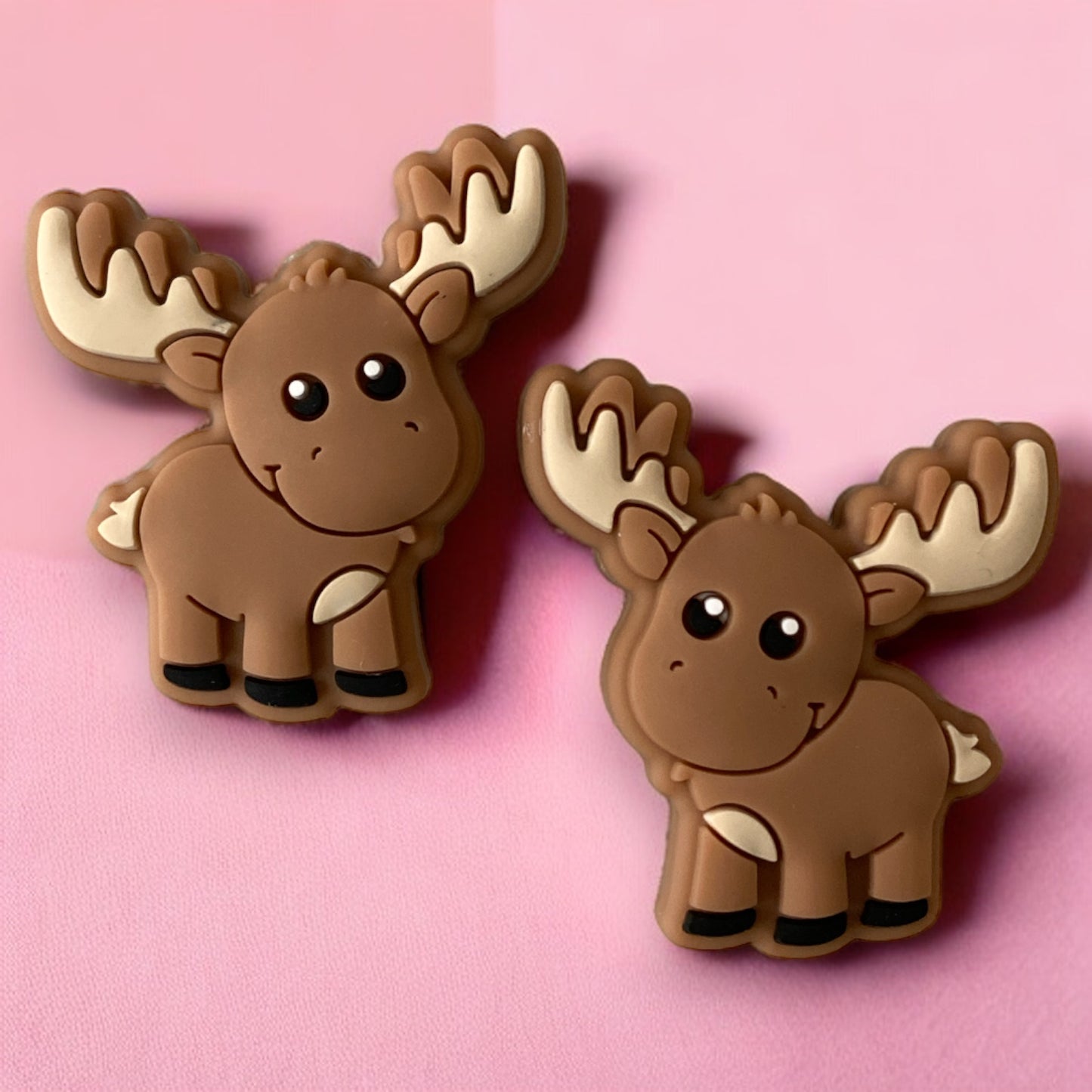 T403- Moose  Silicone Focal Bead (1 Count)