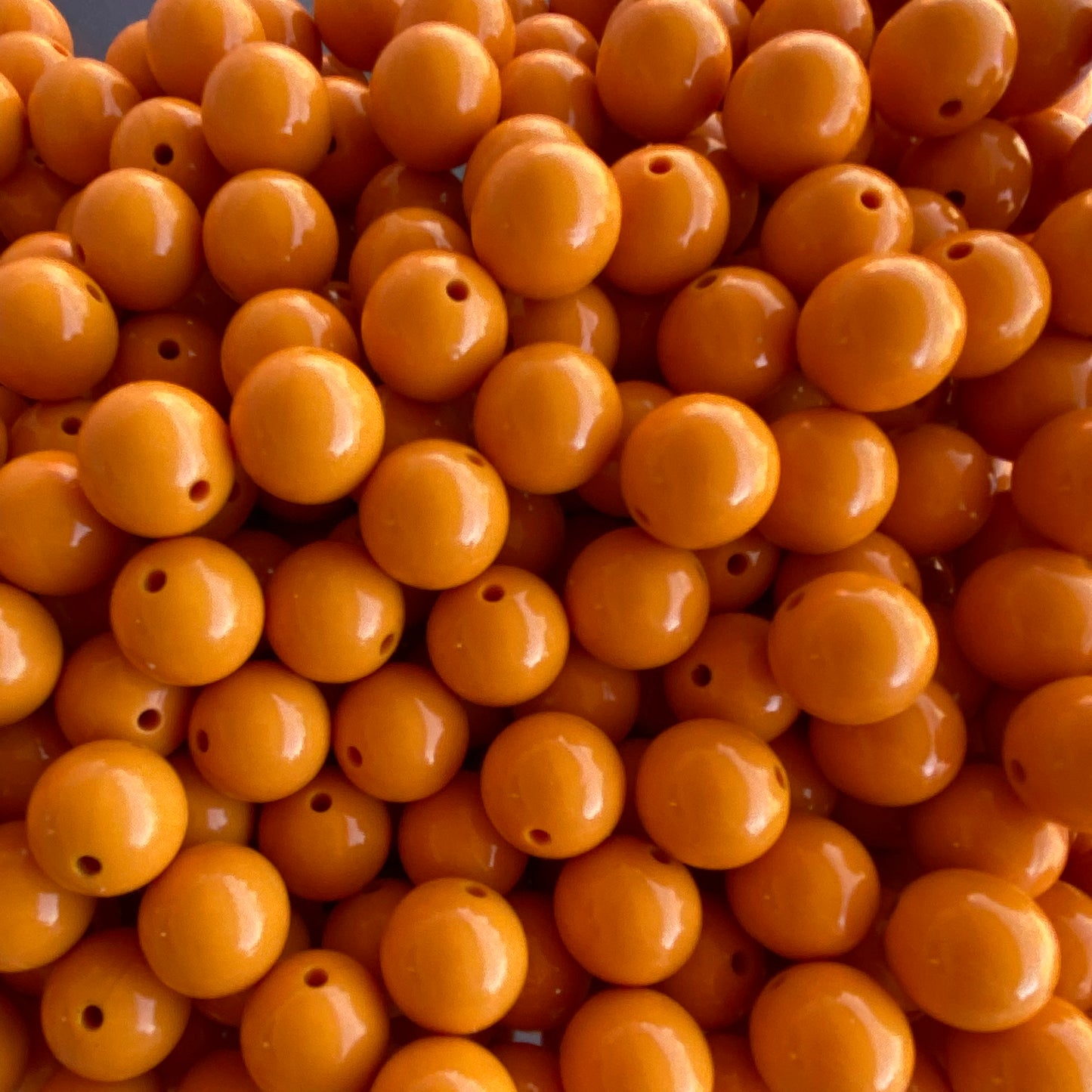 T325 - 15mm "Mango" Gloss Silicone Beads